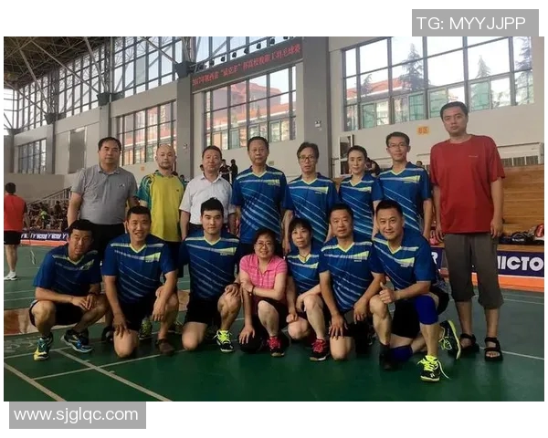 南京羽毛球队与西安羽毛球队赛后复盘分析力量对比与战术解析