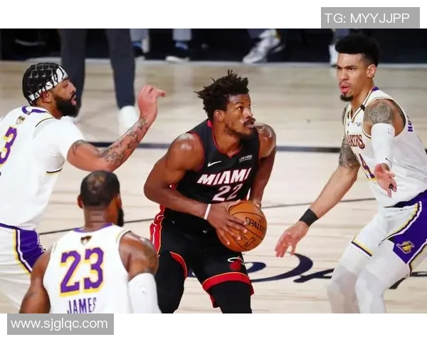 深入分析重庆网球队盯防战术的特点与应用策略